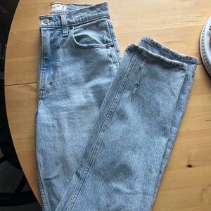 Light Wash Curve Love 90s Straight Jeans